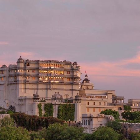 Raas Devigarh Hotel Delwāra Exterior foto