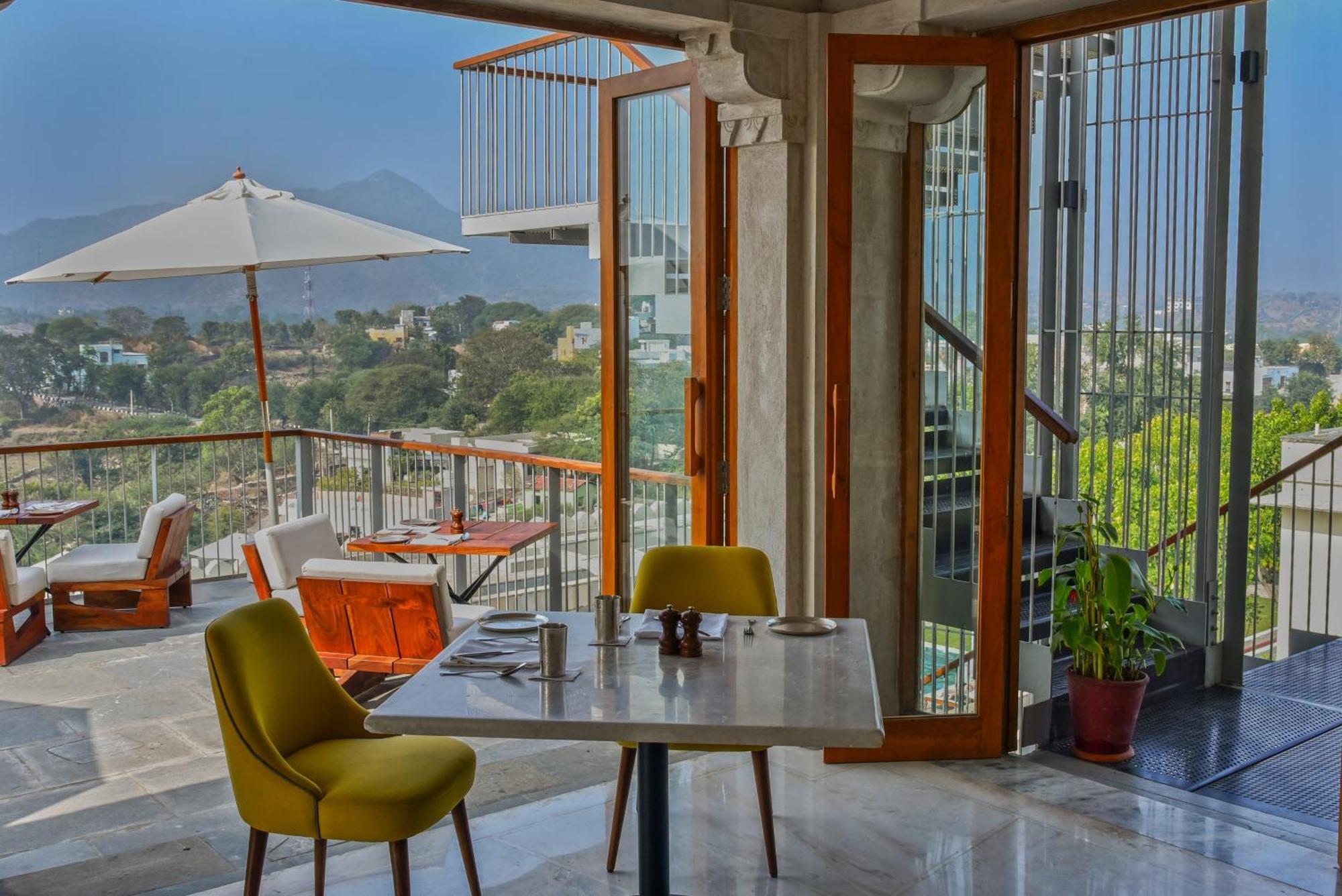 Raas Devigarh Hotel Delwāra Exterior foto