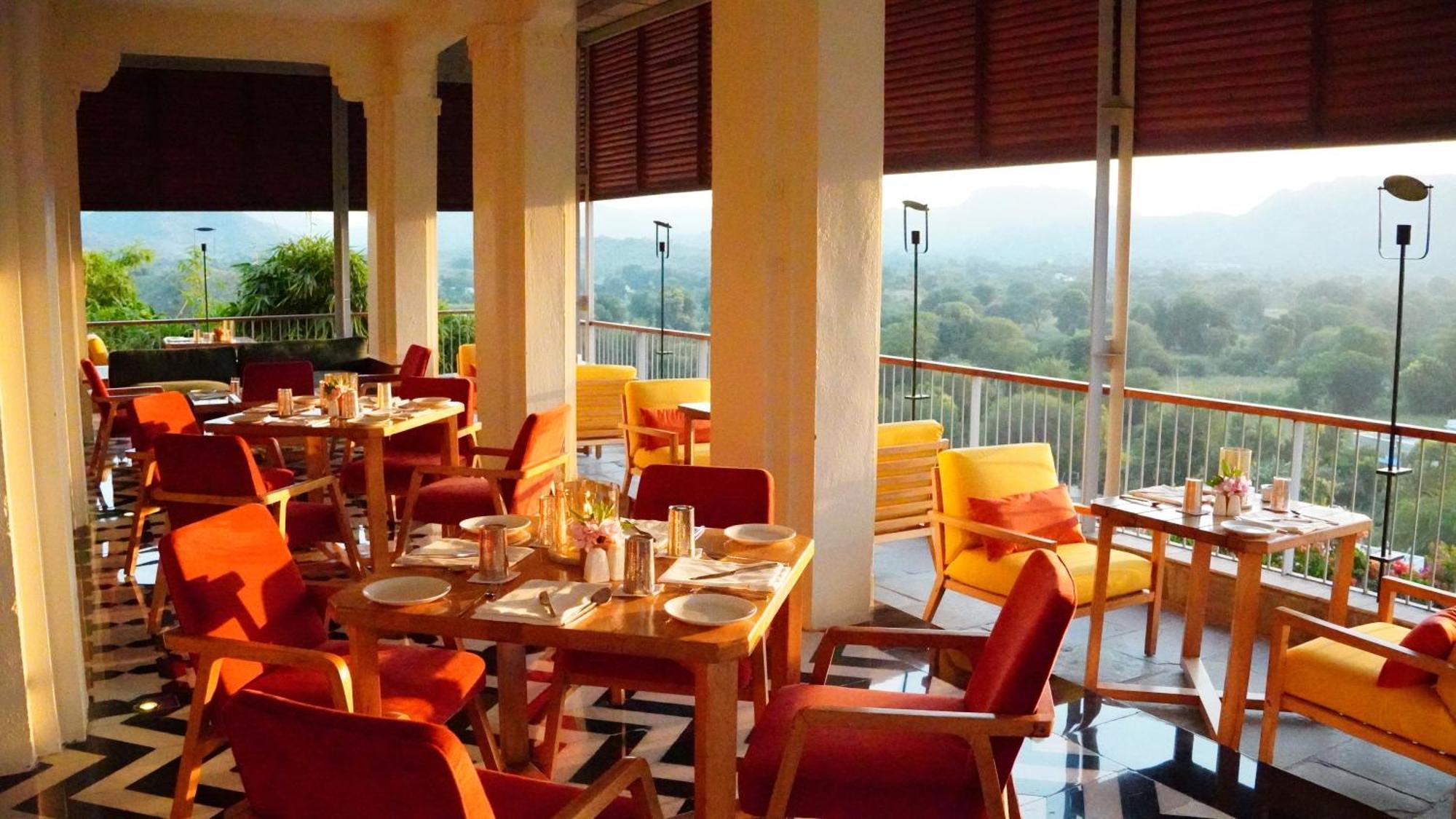 Raas Devigarh Hotel Delwāra Exterior foto