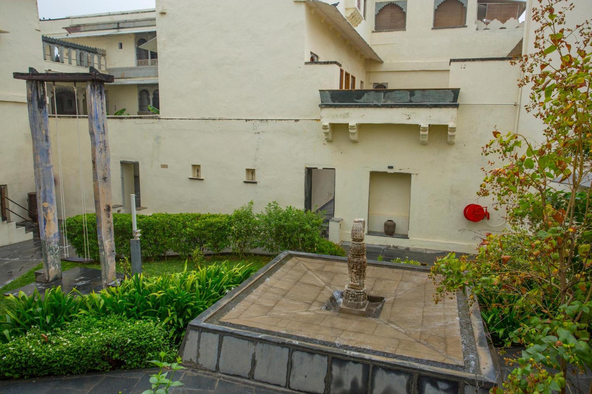 Raas Devigarh Hotel Delwāra Exterior foto
