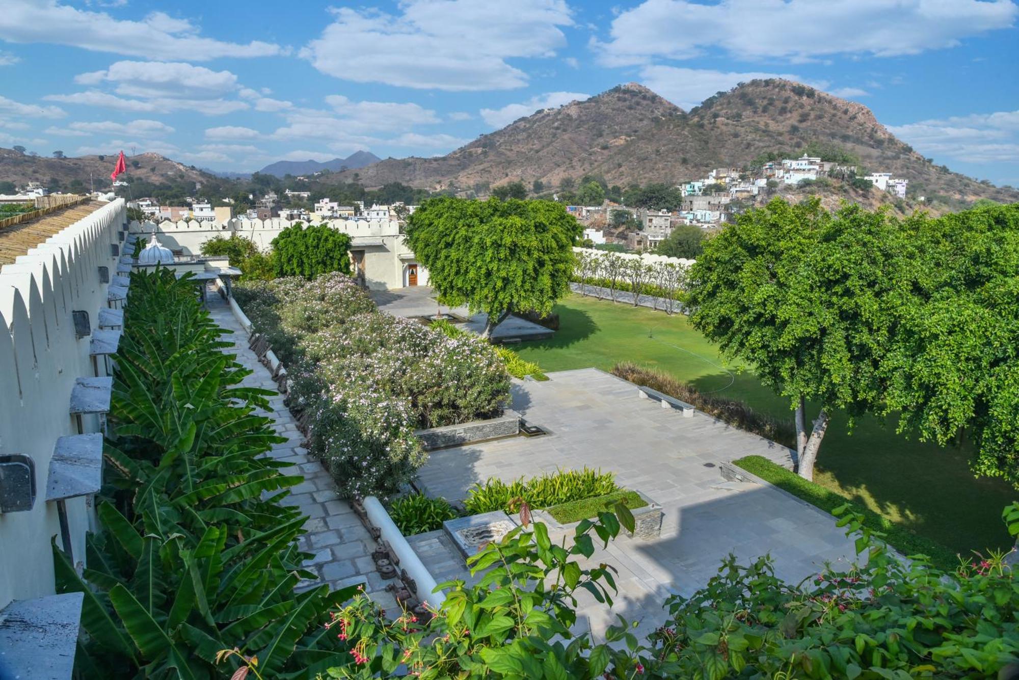 Raas Devigarh Hotel Delwāra Exterior foto