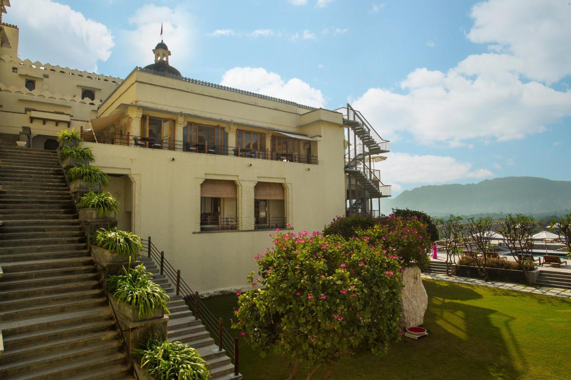 Raas Devigarh Hotel Delwāra Exterior foto