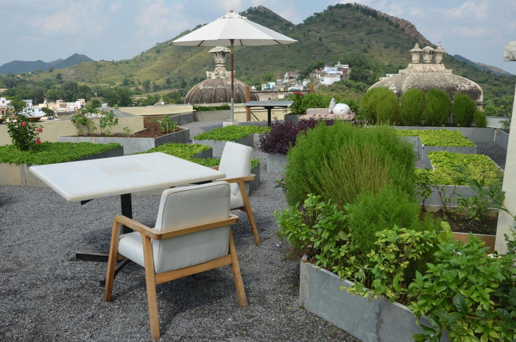 Raas Devigarh Hotel Delwāra Exterior foto