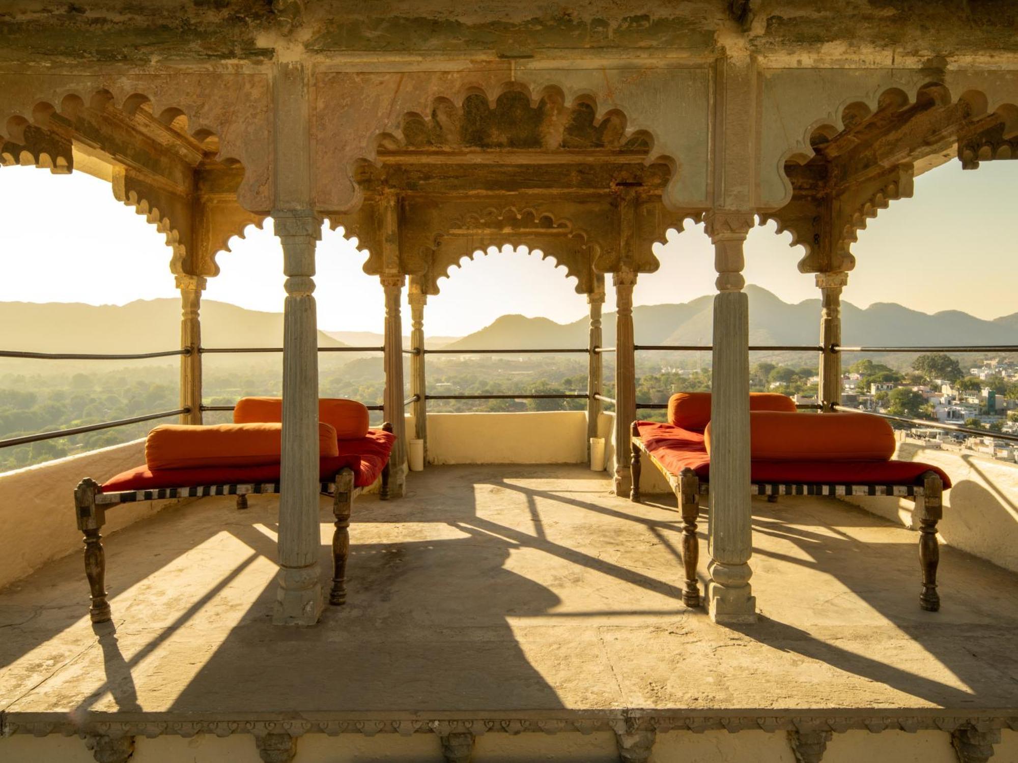 Raas Devigarh Hotel Delwāra Exterior foto