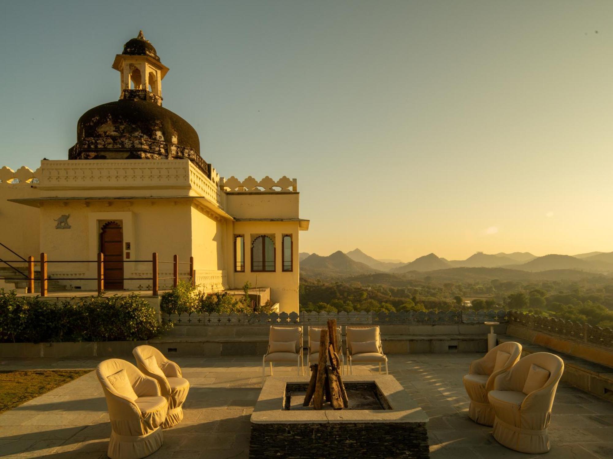 Raas Devigarh Hotel Delwāra Exterior foto